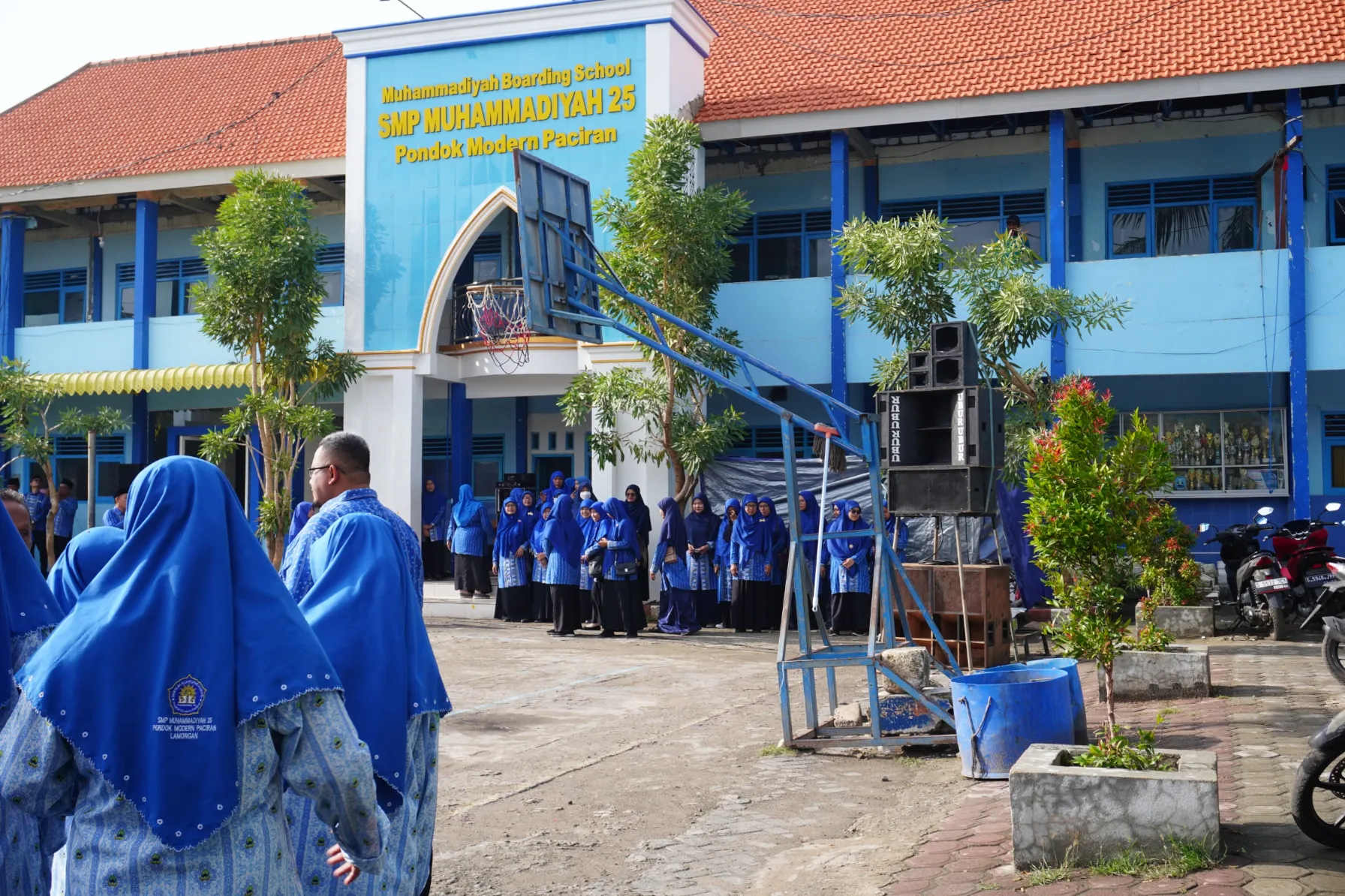 Galeri Perayaan Milad Muhammadiyah ke-113 di Pondok Modern Paciran 2