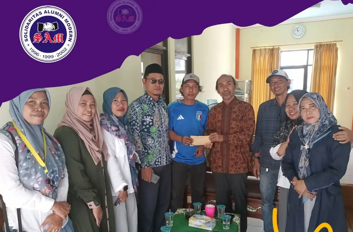 Alumni 2002 Pondok Modern Muhammadiyah Paciran Serahkan Donasi Rp 10,75 Juta